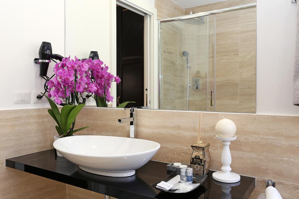 S Suites In Рим Екстериор снимка